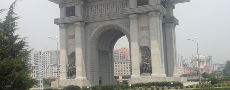 Arch of Triumph and North Korean Hotpot